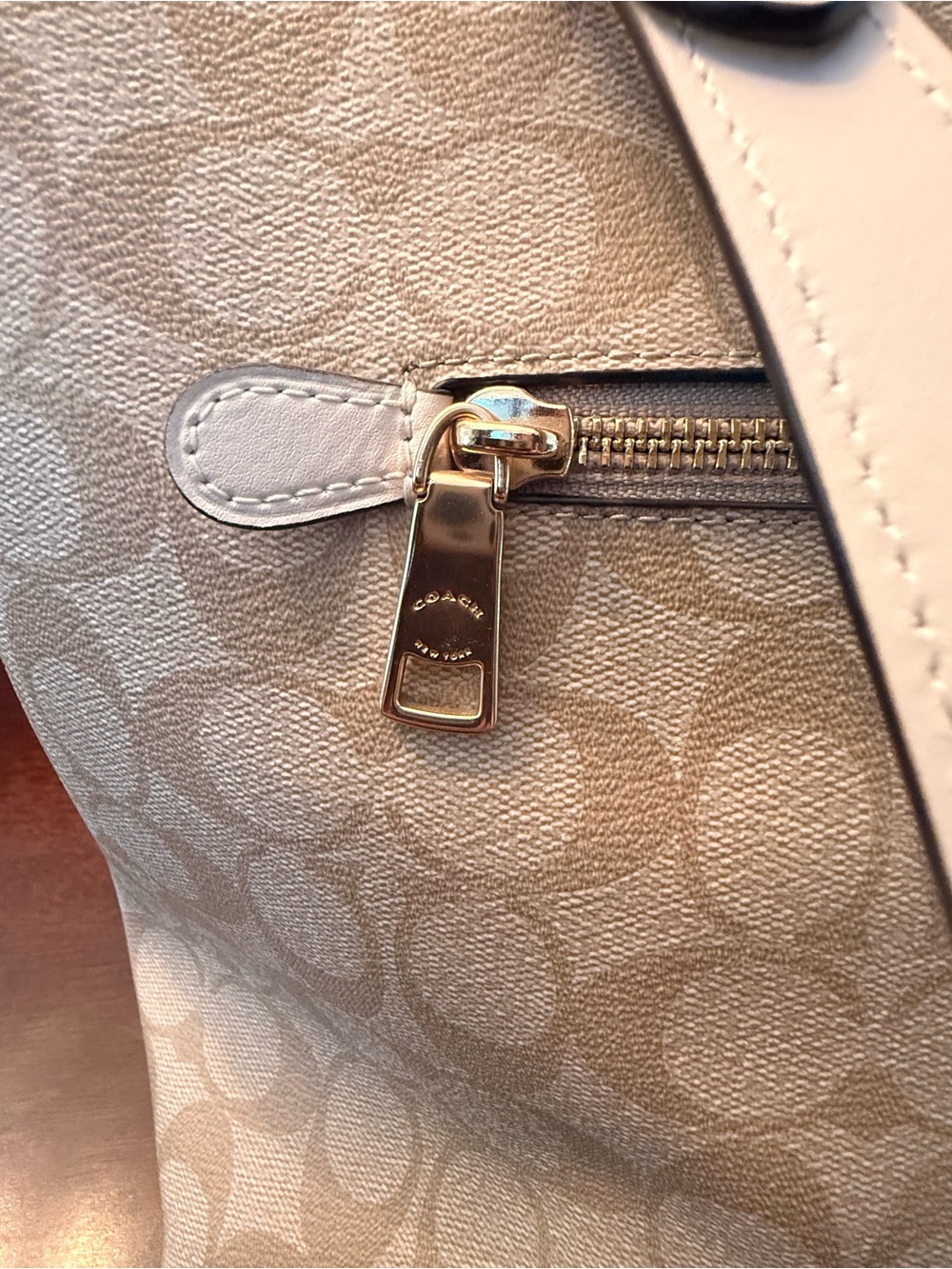 Coach Gallery Beige Signature Tote with Cream Trim - Picture 6 of 13